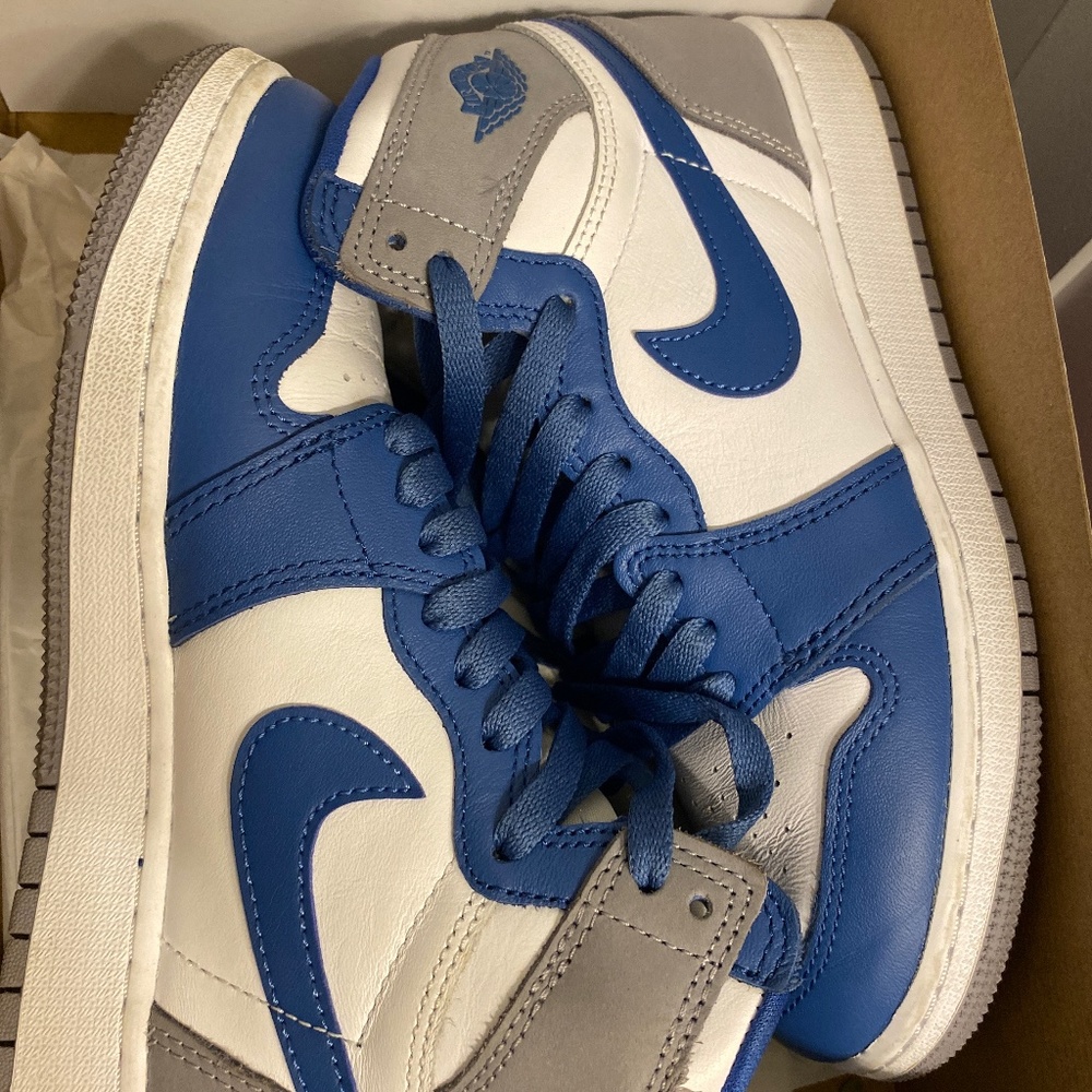 True Blue Nike air Jordan 1’s